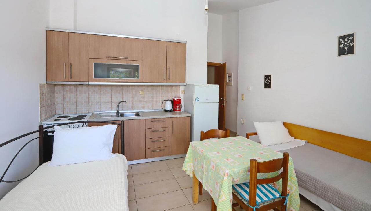 Katerina Apartments Keramotí Buitenkant foto